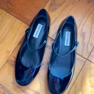 Steve Madden patent leather Mary Jane shoes